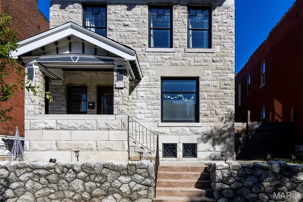 $465,000 | 4567 Arco Avenue, St. Louis, MO 63110