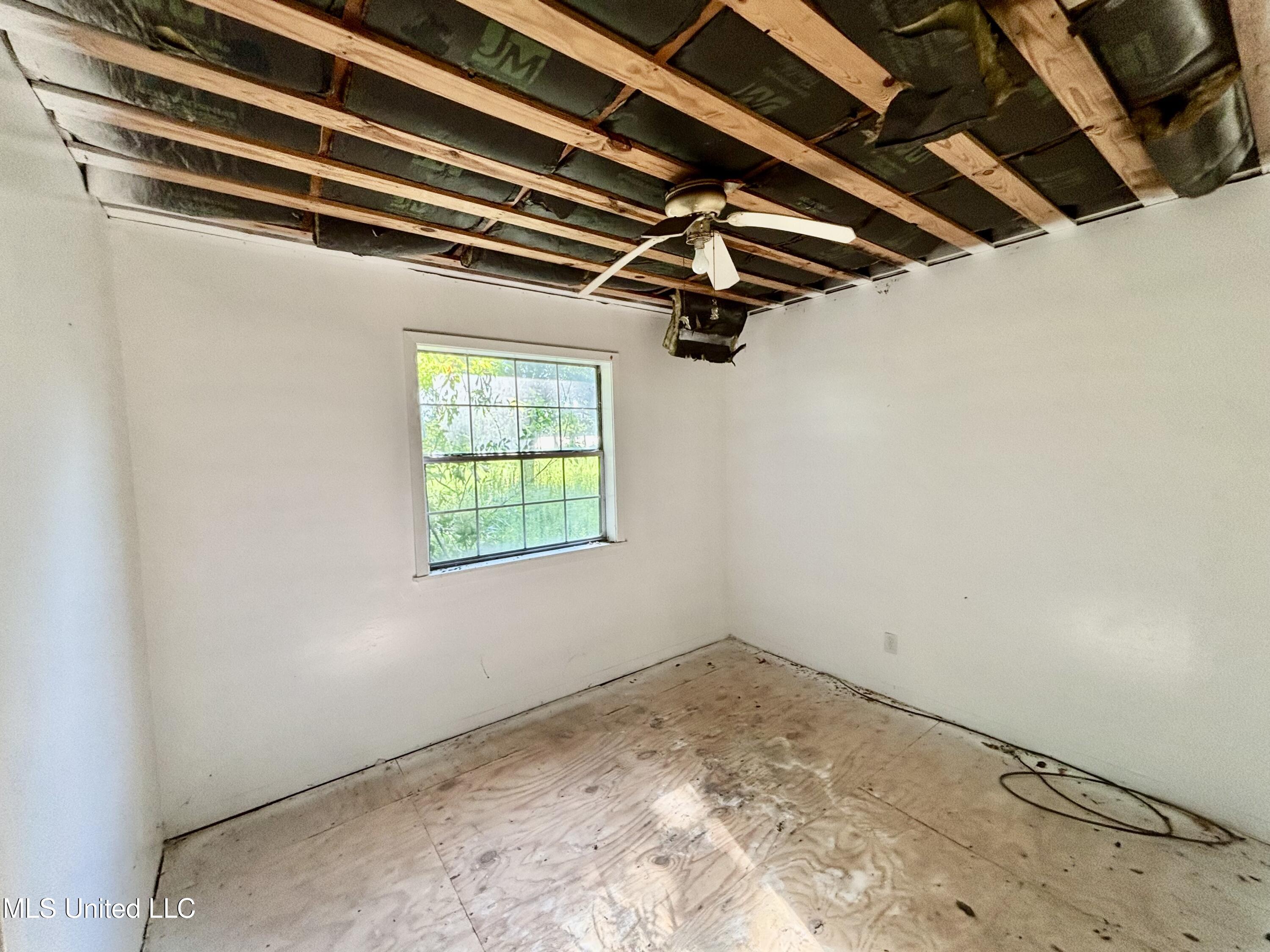 812 Union Street Gloster, MS 39638 - Photo 11 of 16 IMG_8399