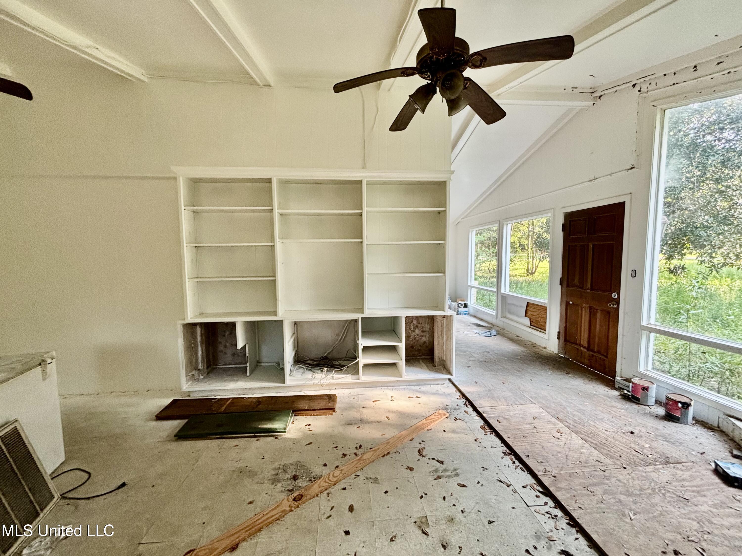 812 Union Street Gloster, MS 39638 - Photo 3 of 16 IMG_8653