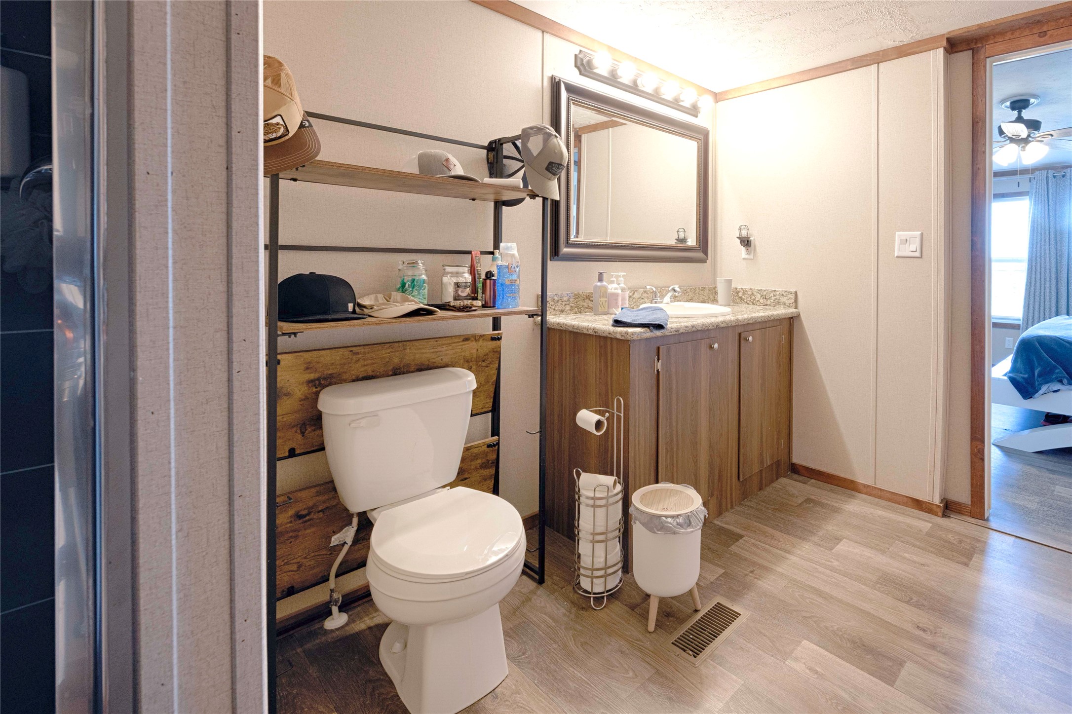 5135 Highway 90 Schulenburg, TX 78956 - Photo 32 of 32 a bathroom with a toilet