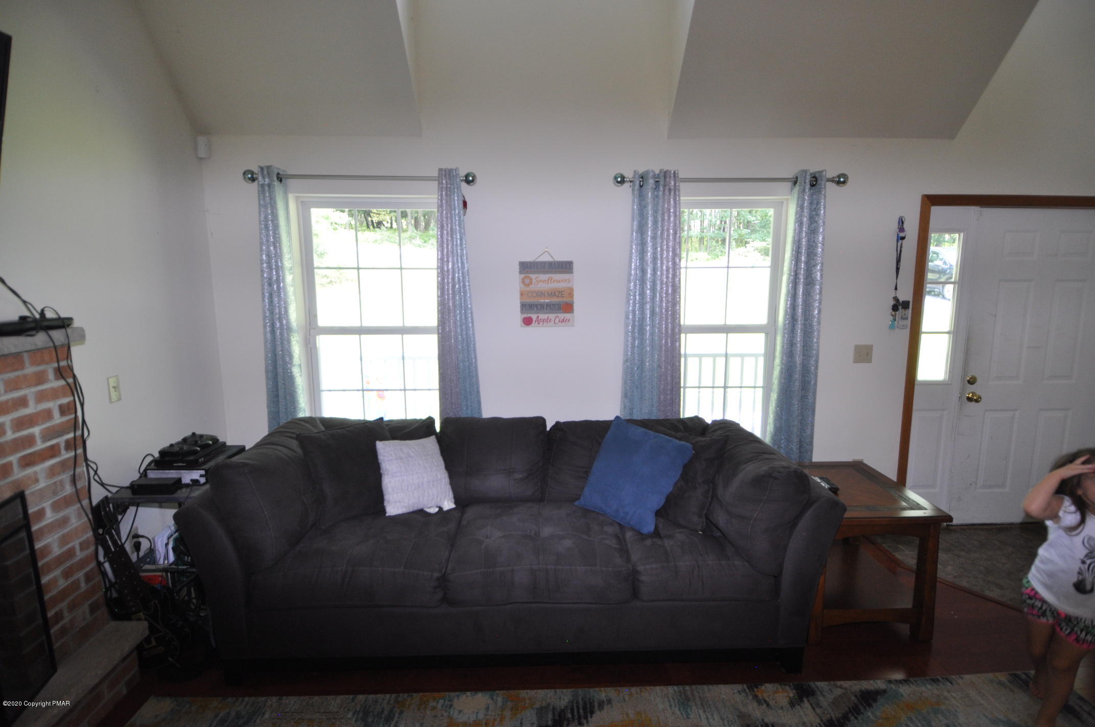 88 Spokane Road Albrightsville, PA 18210 - Photo 15 of 56 DSC_0928