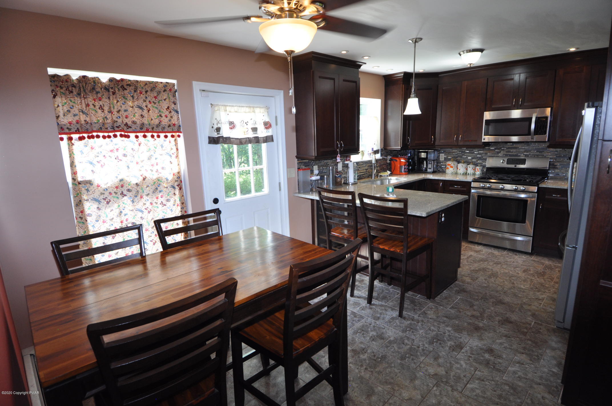 88 Spokane Road Albrightsville, PA 18210 - Photo 3 of 56 DSC_1001