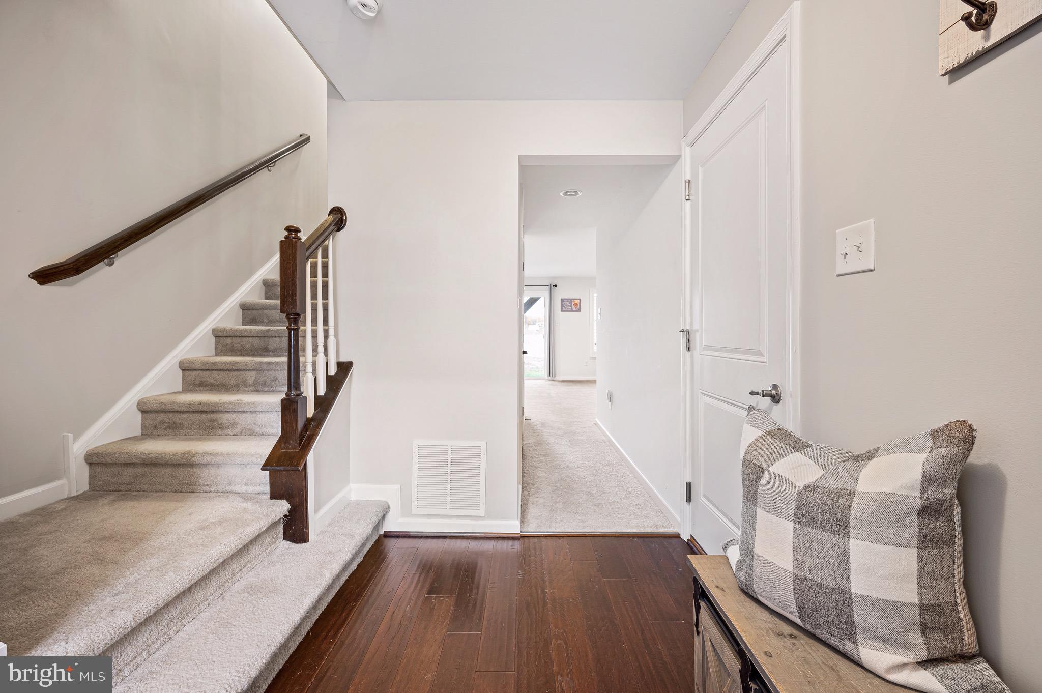 266 Iannelli Road Clarksboro, NJ 08020 - Photo 4 of 34