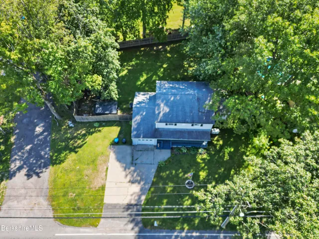 $359,900 | 211 Hancock Road, Pittsfield, MA 01201