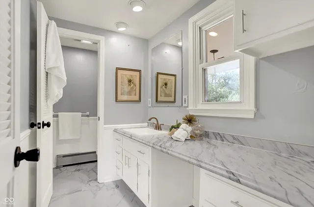 $329,900 | 227 Narcissus Drive, Indianapolis, IN 46227