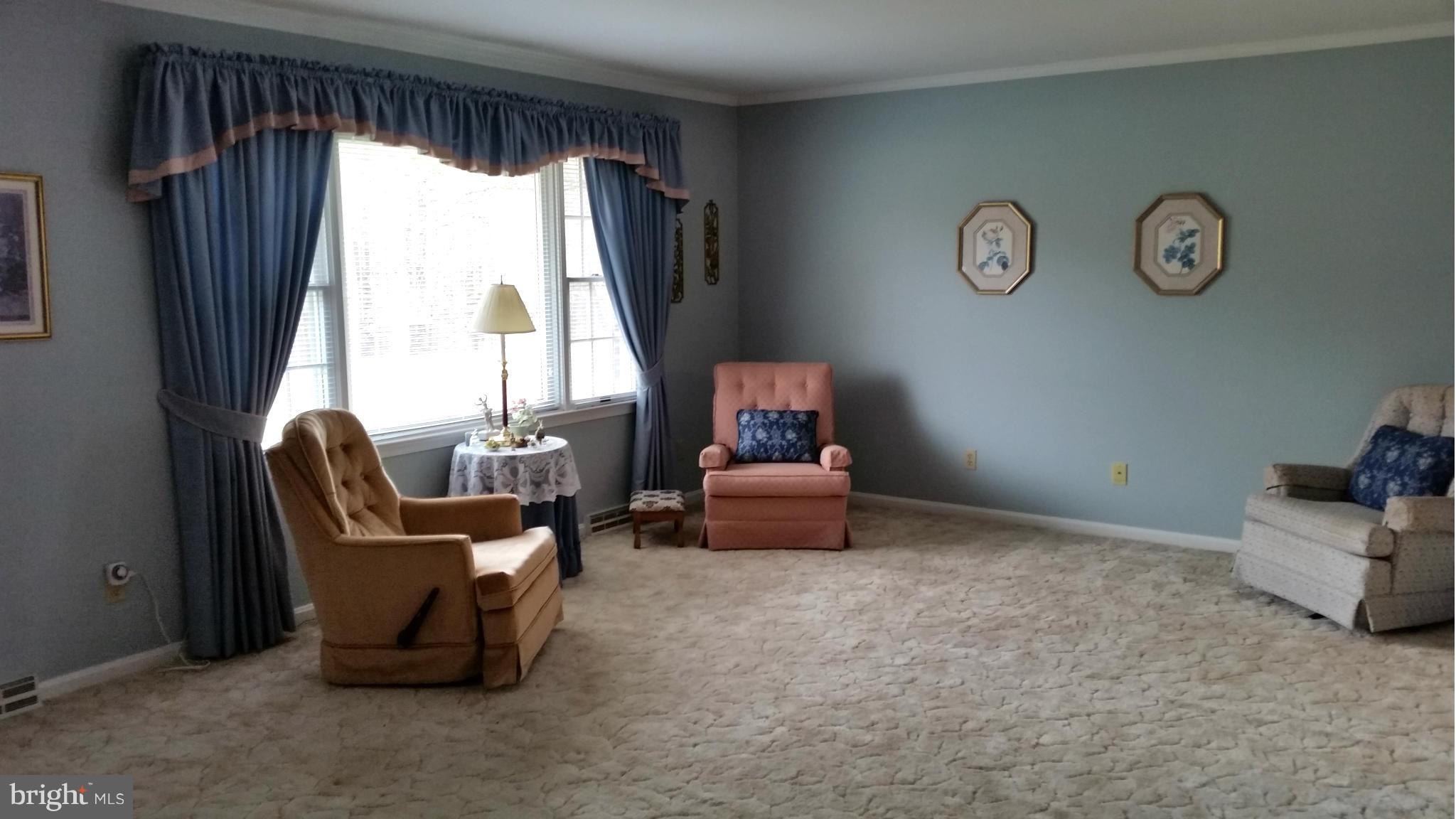 25791 Colton Point Road Mechanicsville, MD 20659 - Photo 11 of 30 Living Room