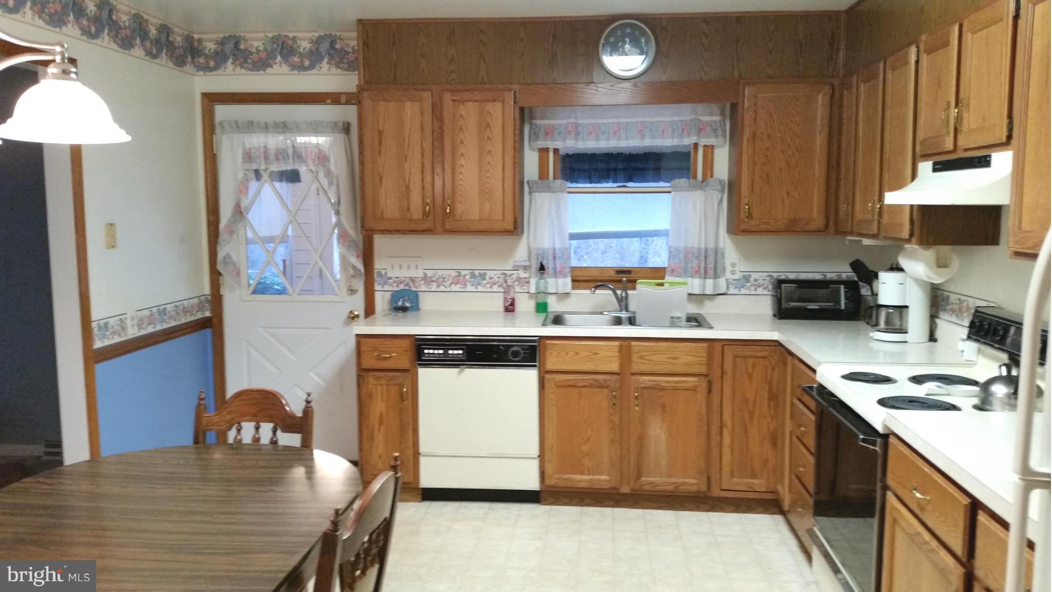 25791 Colton Point Road Mechanicsville, MD 20659 - Photo 5 of 30 Kitchen