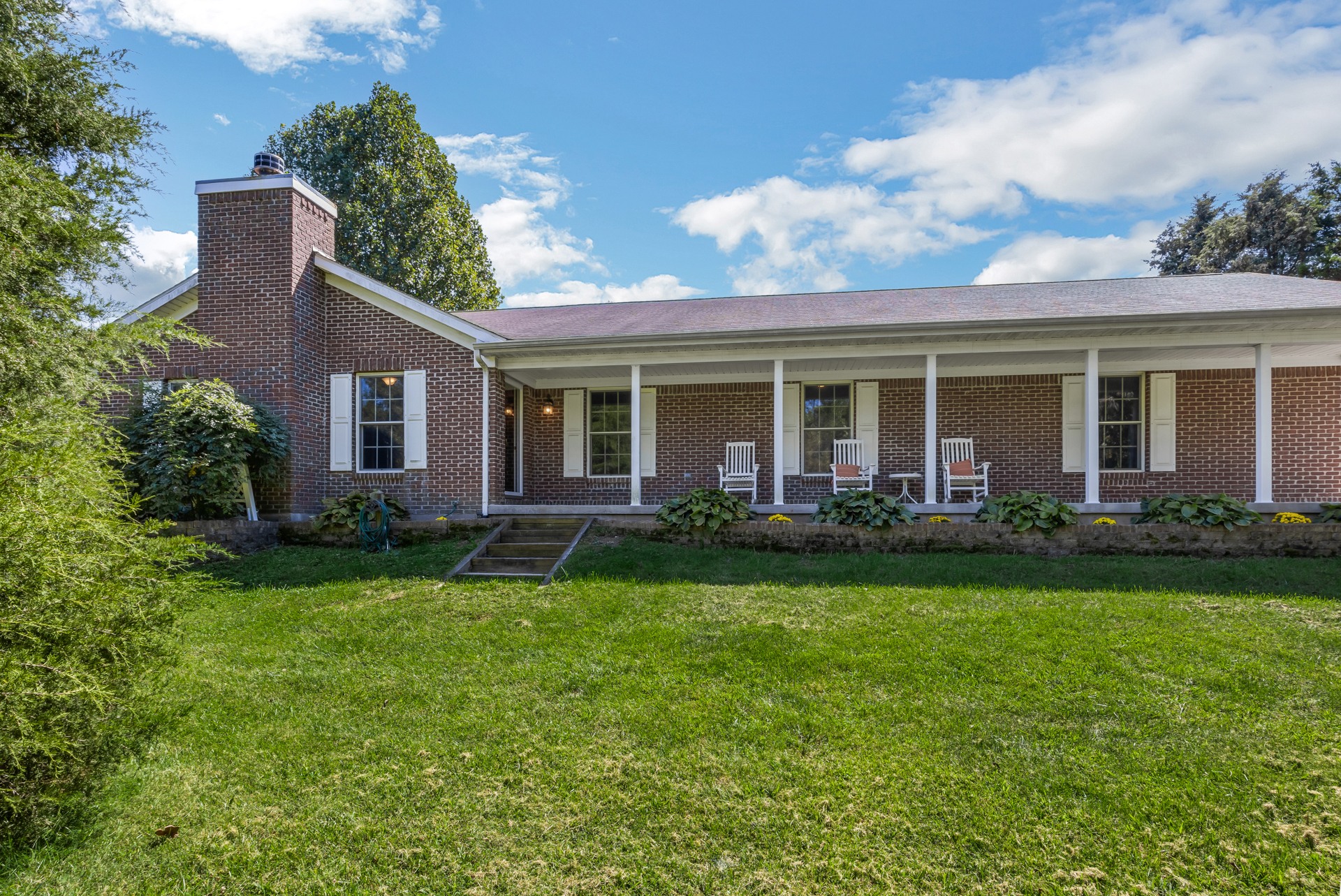 8916 West Thacker Rd  