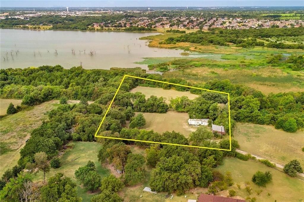 6819 Chiesa Road Rowlett, TX 75089 - Photo 2 of 24