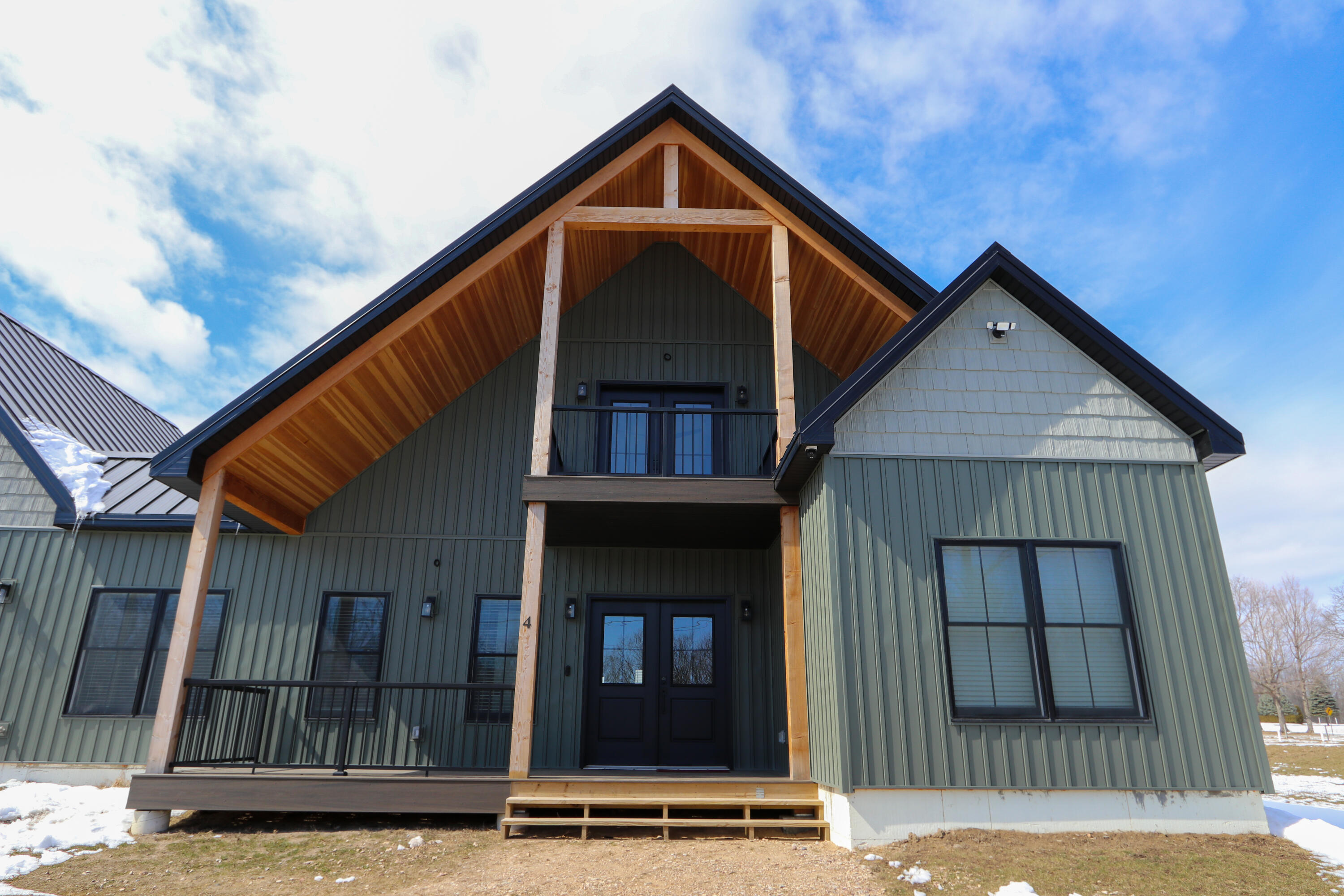 4 Lighthouse Road Plattsburgh, NY 12901 - Photo 3 of 63