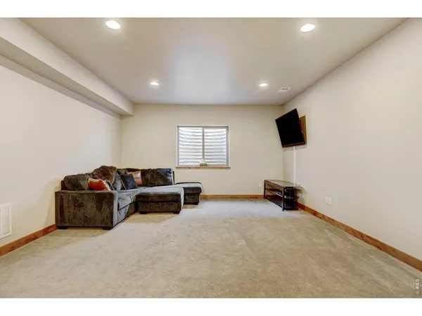 $725,000 | 6940 Summerwind Court, Timnath, CO 80547