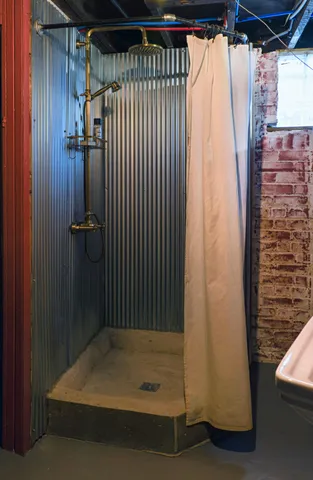 $329,000 | 877 Burlingame Street, Detroit, MI 48202