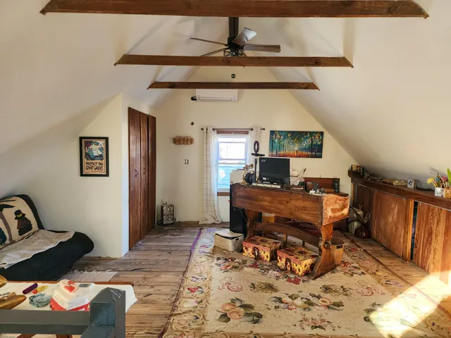 $329,000 | 877 Burlingame Street, Detroit, MI 48202