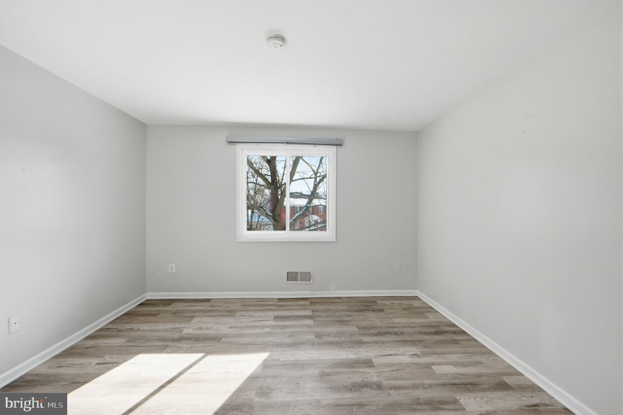 1600 Rainbow Drive Silver Spring, MD 20905 - Photo 24 of 32