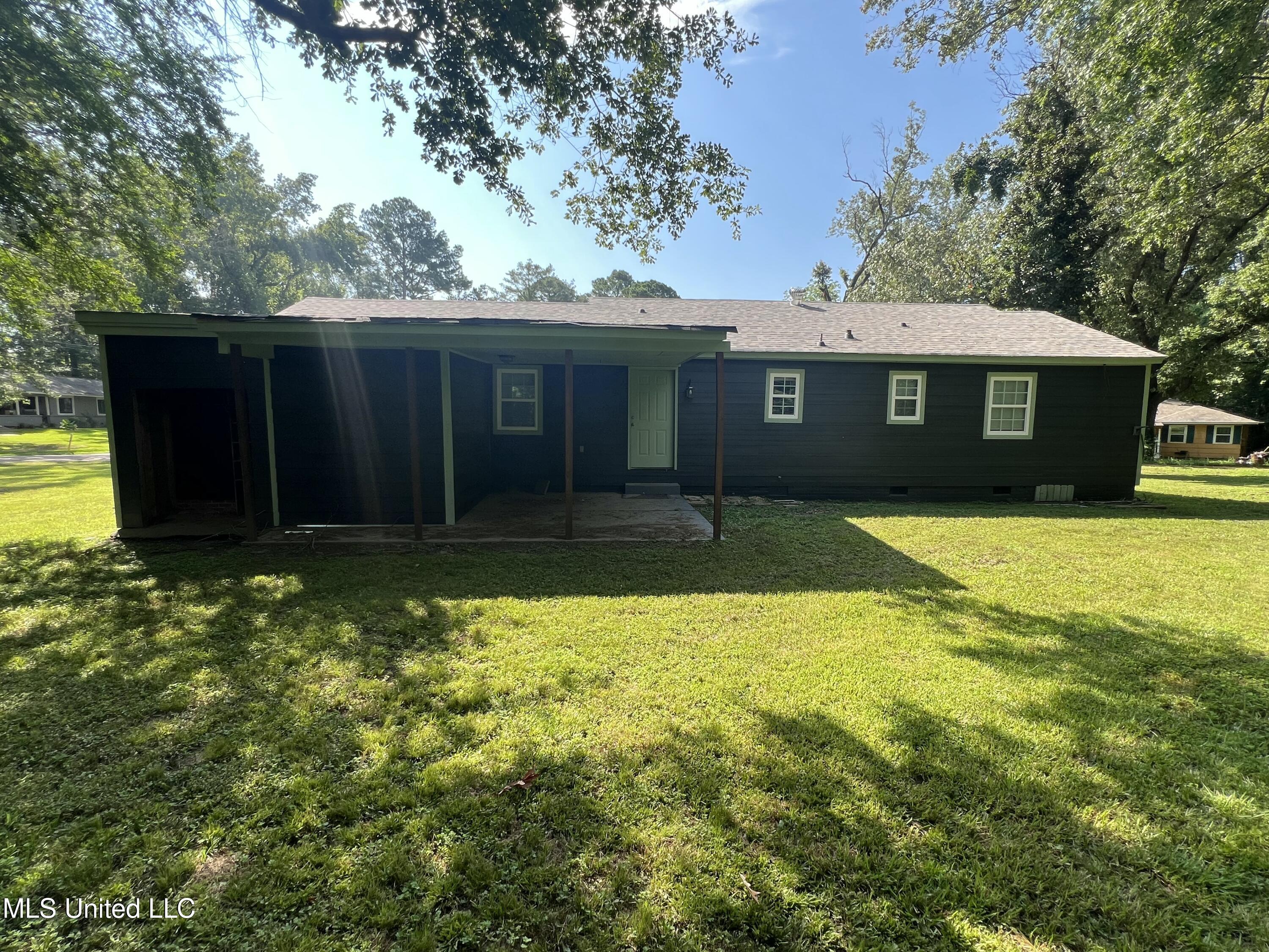 2261 Paden Street Jackson, MS 39204 - Photo 22 of 22 IMG_8320