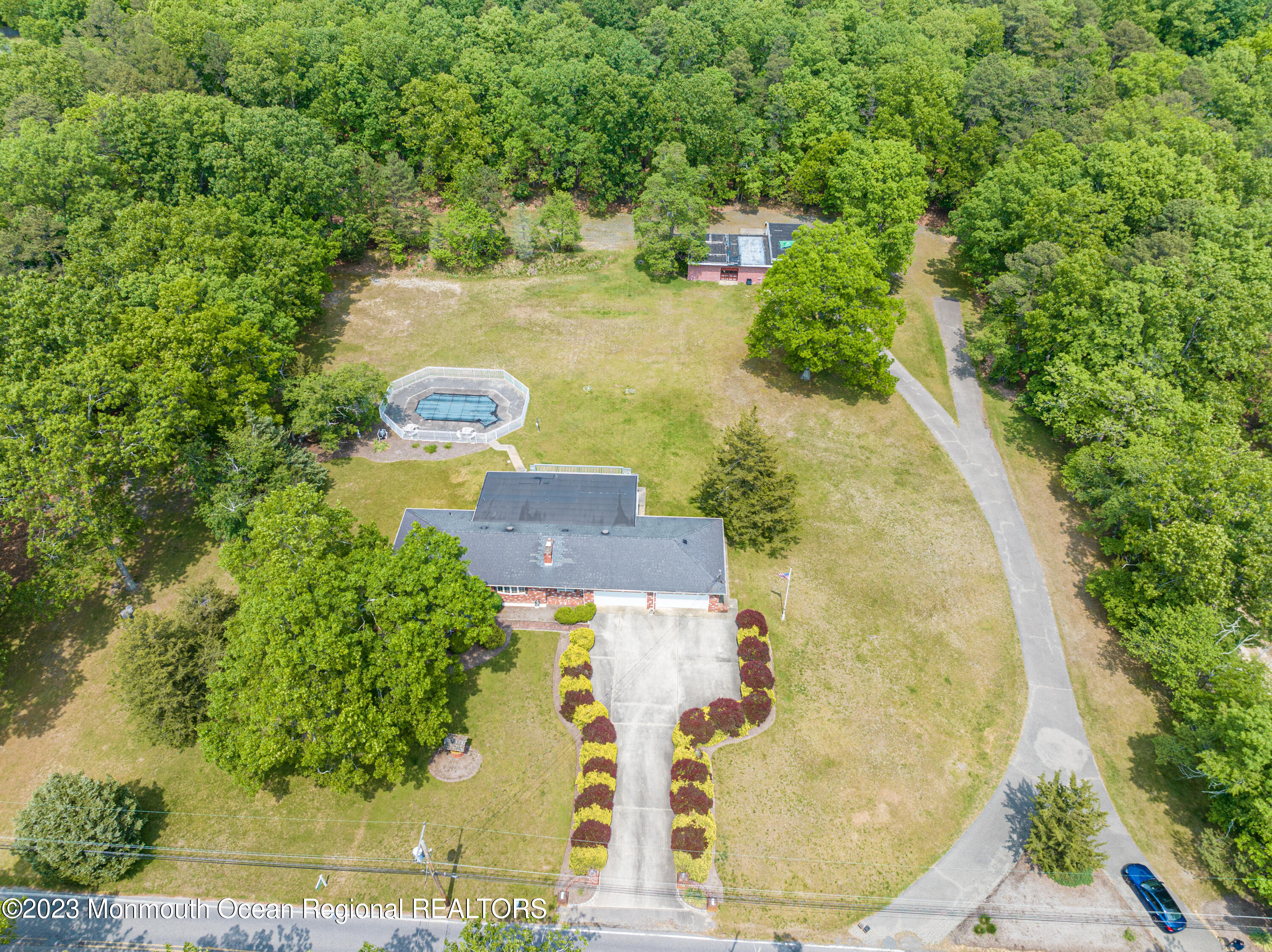 291 Clearstream Road Jackson, NJ 08527 - Photo 4 of 7 Drone-2