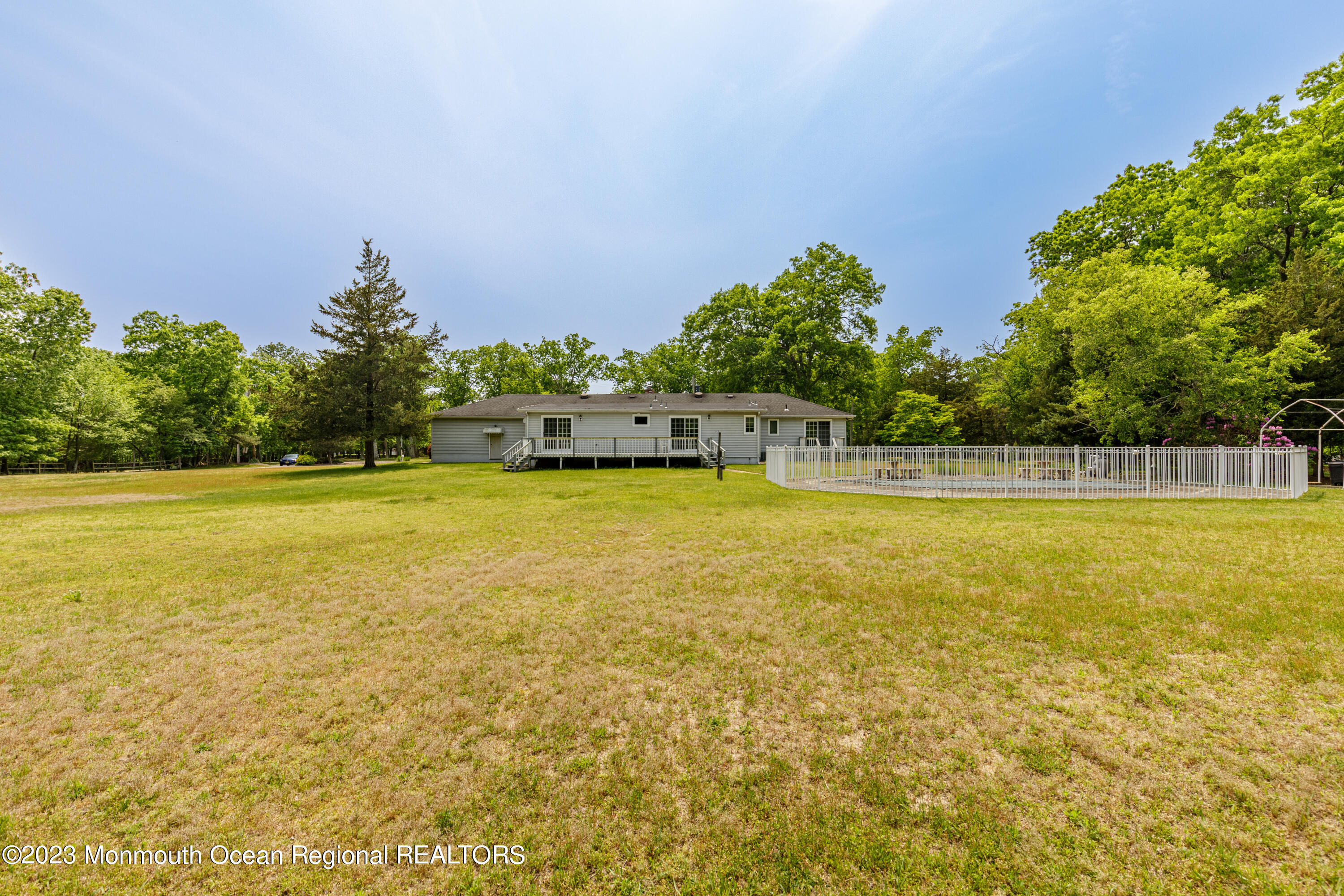 291 Clearstream Road Jackson, NJ 08527 - Photo 5 of 7 Exterior-3