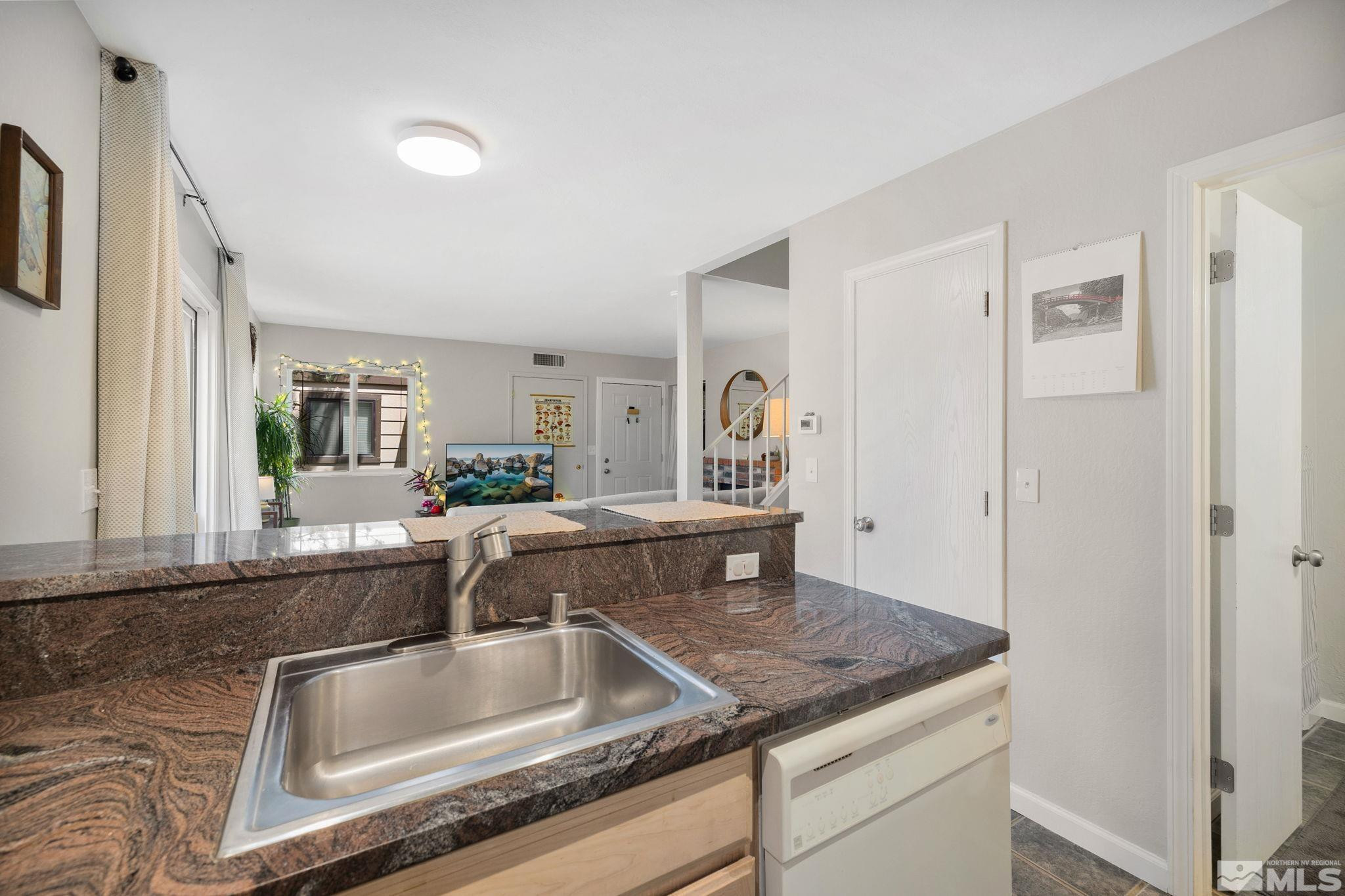 4612 Rio Poco Road Reno, NV 89502 - Photo 5 of 25 Photo 5