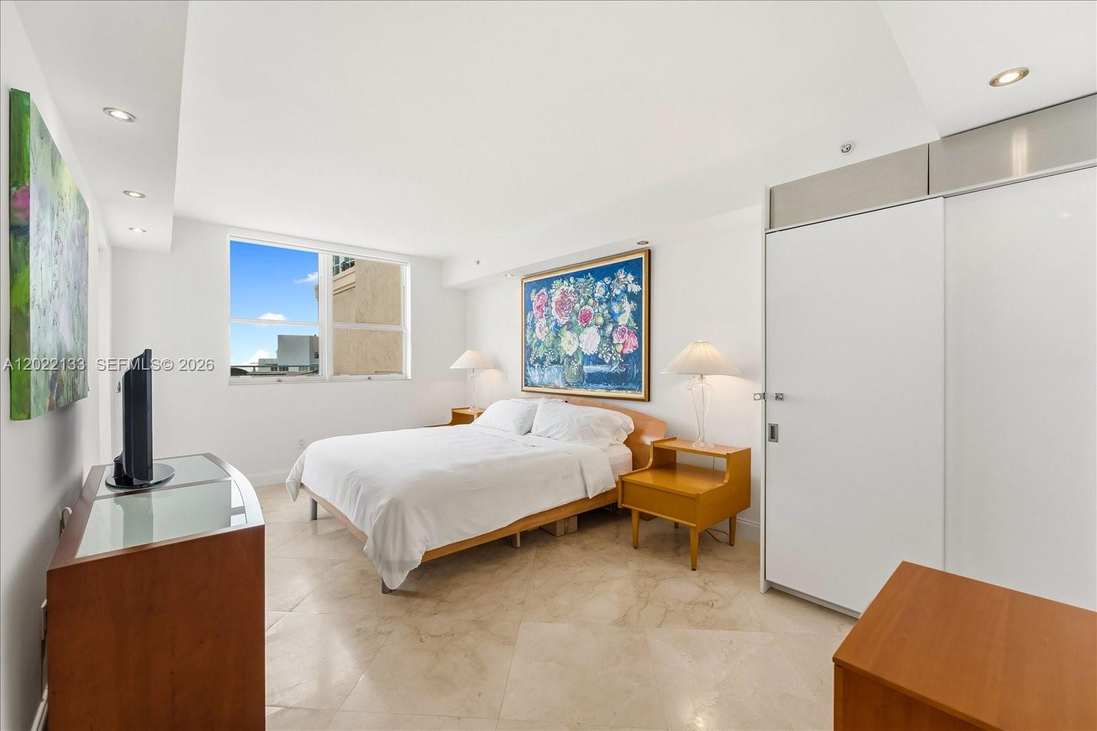 90 Alton Road, Unit PH3203 Miami Beach, FL 33139 - Photo 15 of 30
