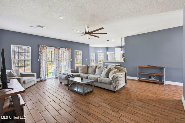 $290,000 | 7081 Thompson Road, Long Beach, MS 39560