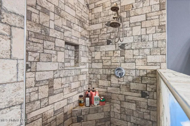 $290,000 | 7081 Thompson Road, Long Beach, MS 39560