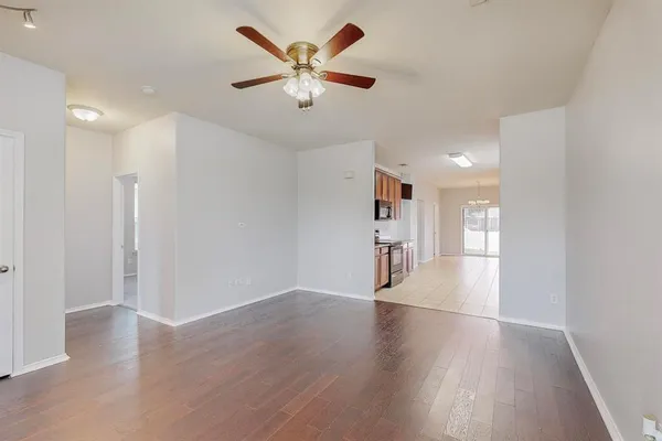 $1,895 | 1901 Prospect Lane, Providence Village, TX 76227