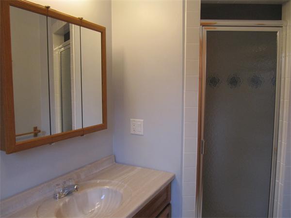 27 Grammont Road Worcester, MA 01607 - Photo 14 of 28 Gallery Image 14