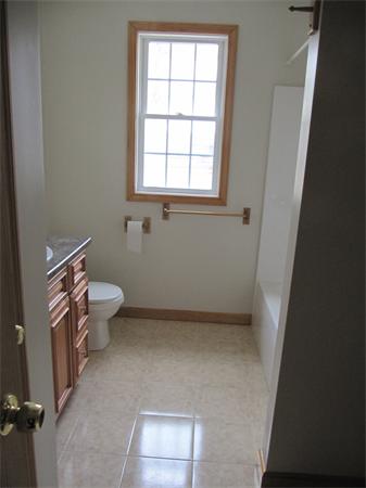 27 Grammont Road Worcester, MA 01607 - Photo 21 of 28 Gallery Image 21