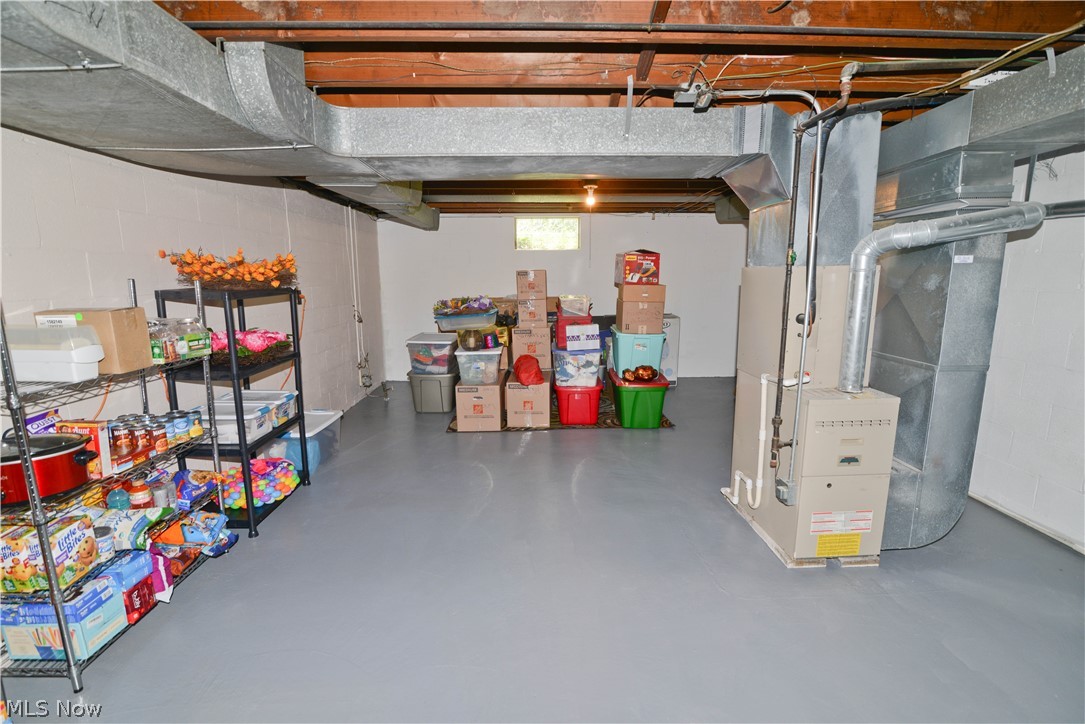 325 Ewing Road Youngstown, OH 44512 - Photo 25 of 29 Gallery Image 25
