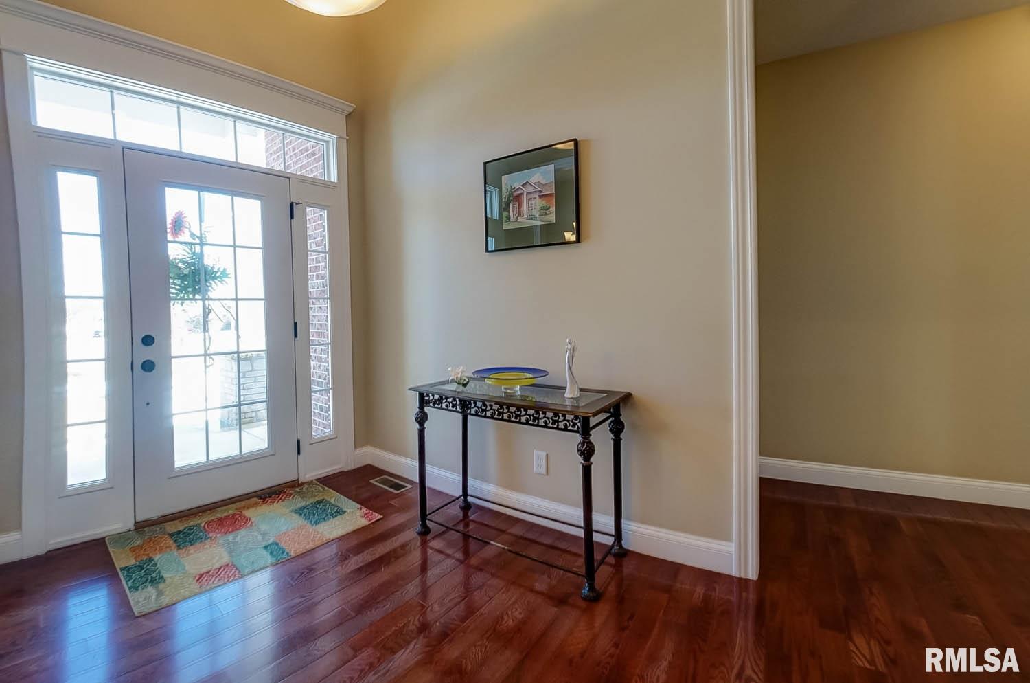 475 Overton Road Springfield, IL 62711 - Photo 6 of 47