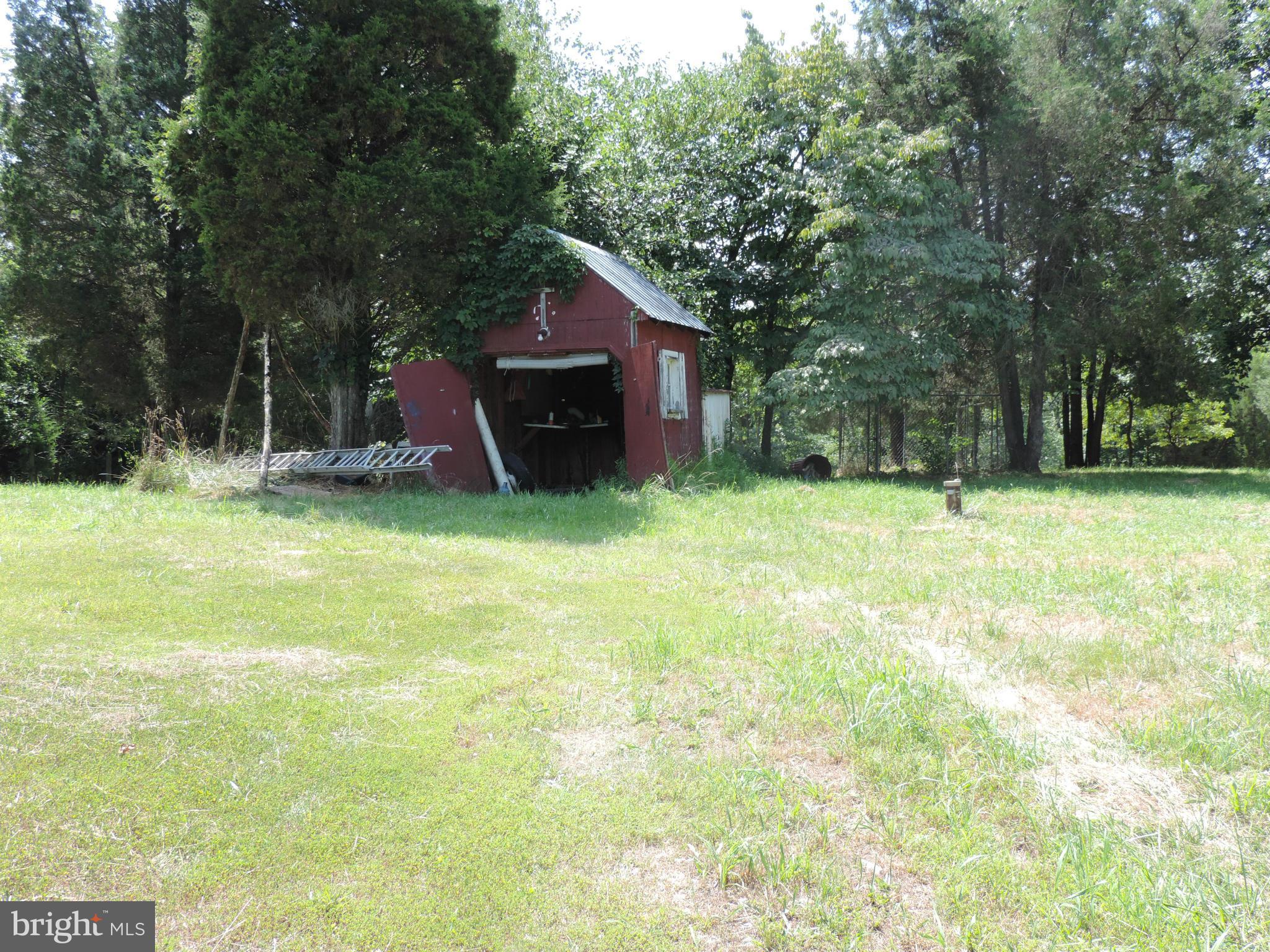 1807 Back Road Sharpsburg, MD 21782 - Photo 3 of 14 Exterior (General)