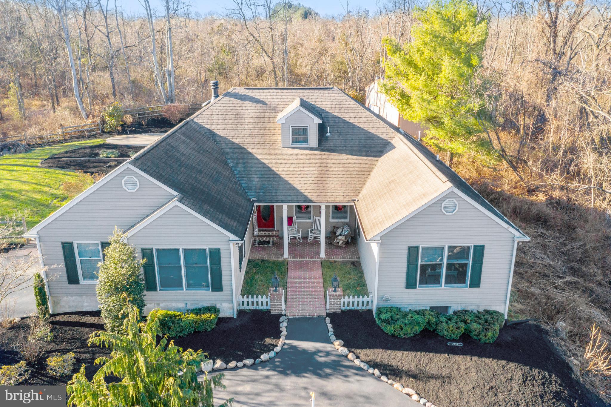 2754 Windy Bush Road Newtown, PA 18940 - Photo 5 of 44