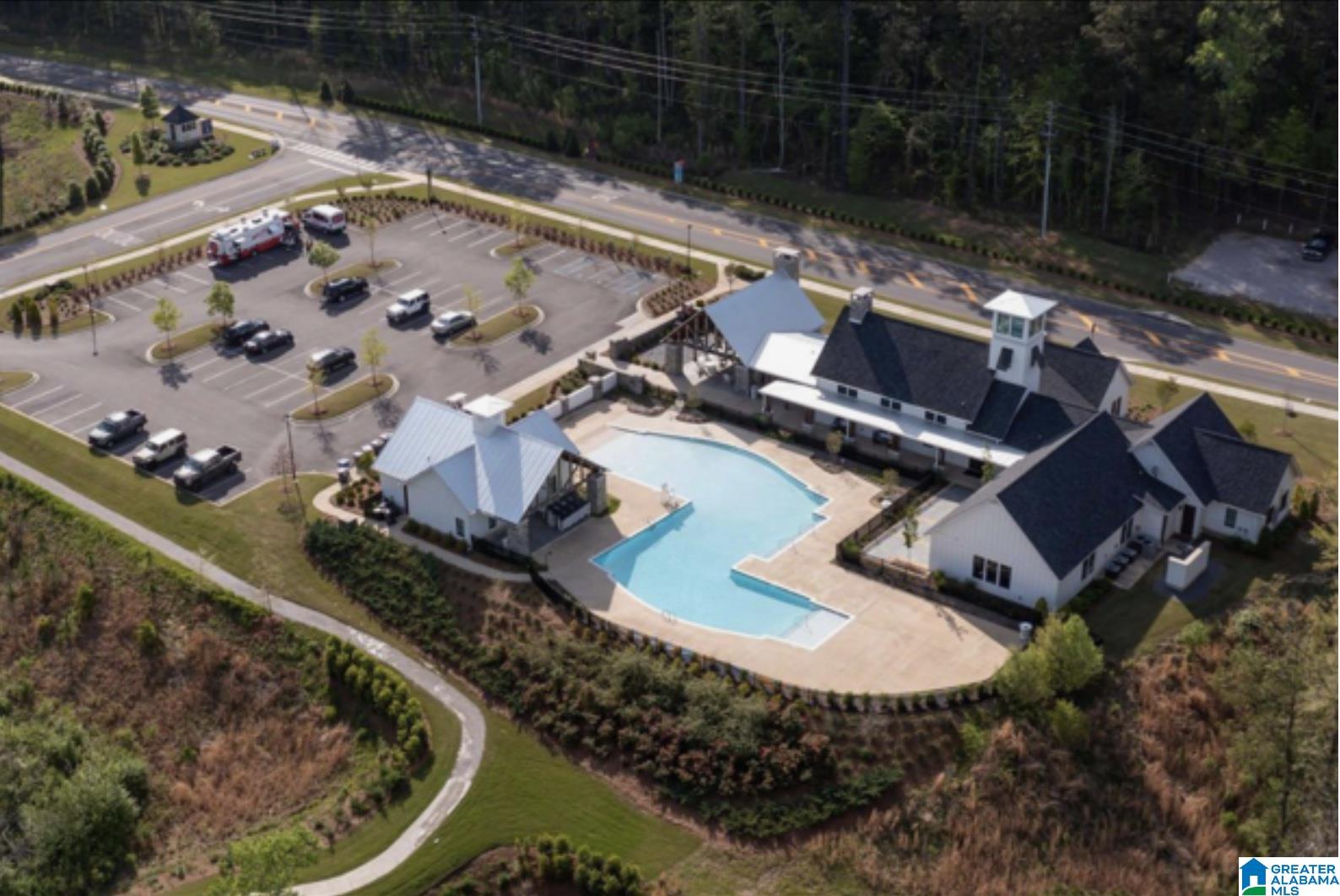 2425 Murphy Pass Birmingham, AL 35244 - Photo 2 of 6