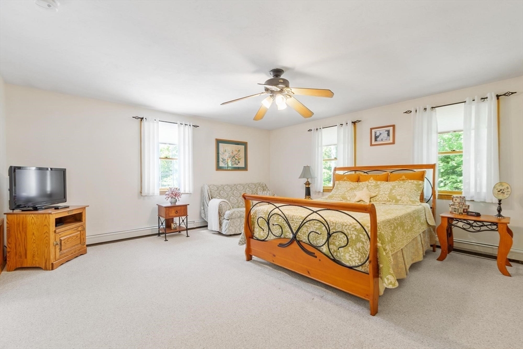 103 Warren Road Townsend, MA 01469 - Photo 13 of 28