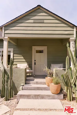 $999,998 | 404 North Avenue 52, Los Angeles, CA 90042