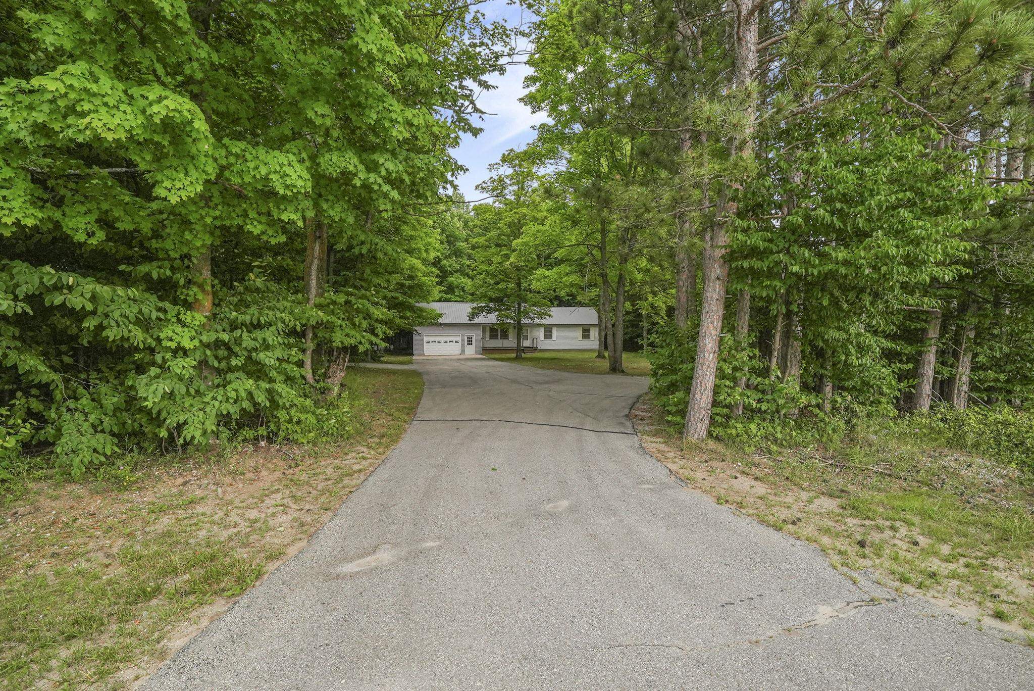 18320 Fewins Road Interlochen, MI 49643 - Photo 46 of 52 1948346-7d504bfb-7bf9-4054-adb2-2e3327e9ad3a.JPG