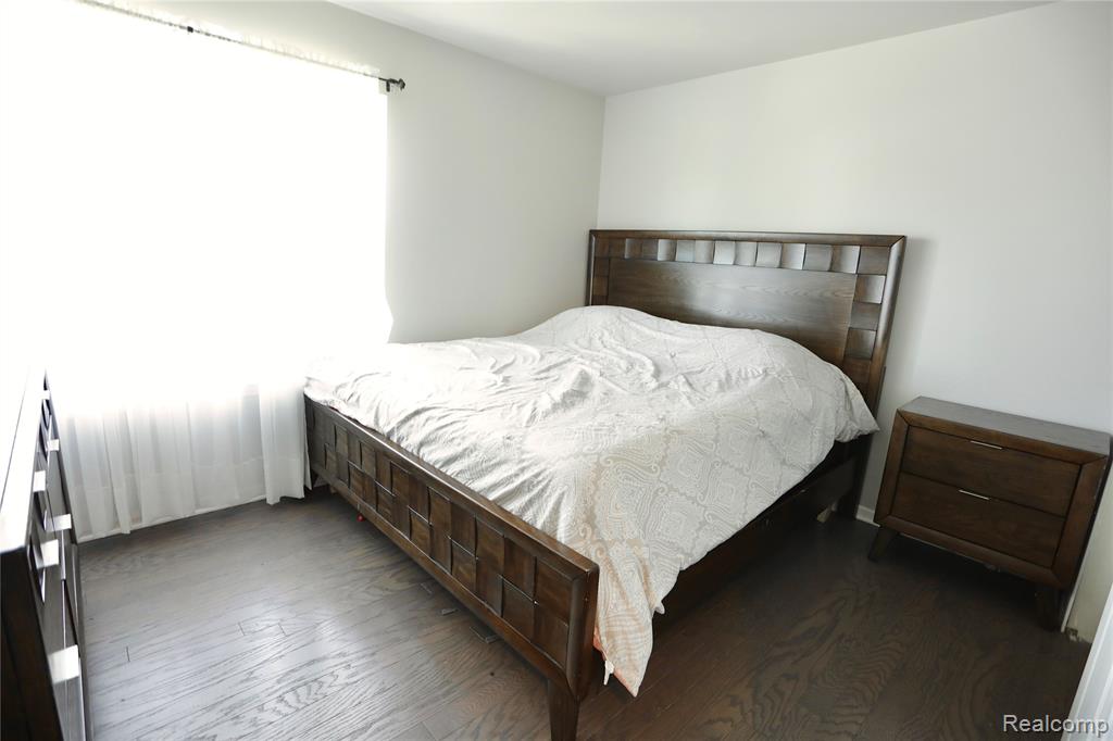 45587 Hanford Road Canton, MI 48187 - Photo 49 of 68 Gallery Image 49