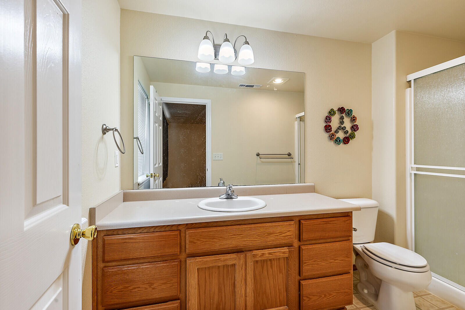 560 Barton Road Eagle Point, OR 97524 - Photo 27 of 30 28_BR_28_mls