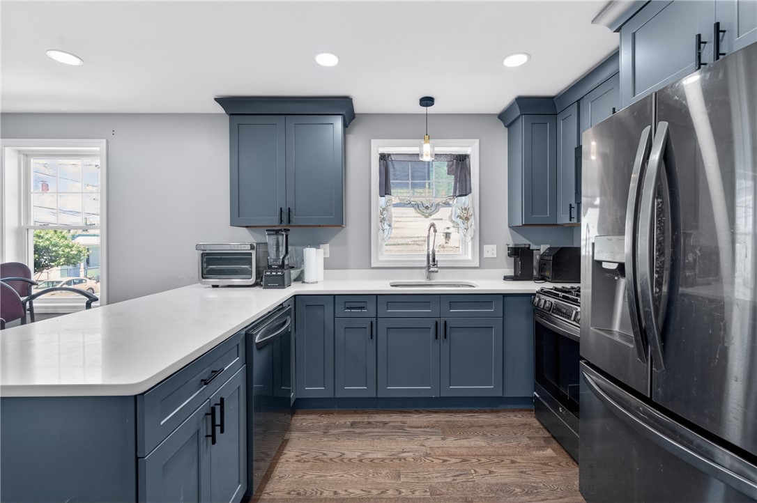 30 Deborah Street Providence, RI 02909 - Photo 5 of 30