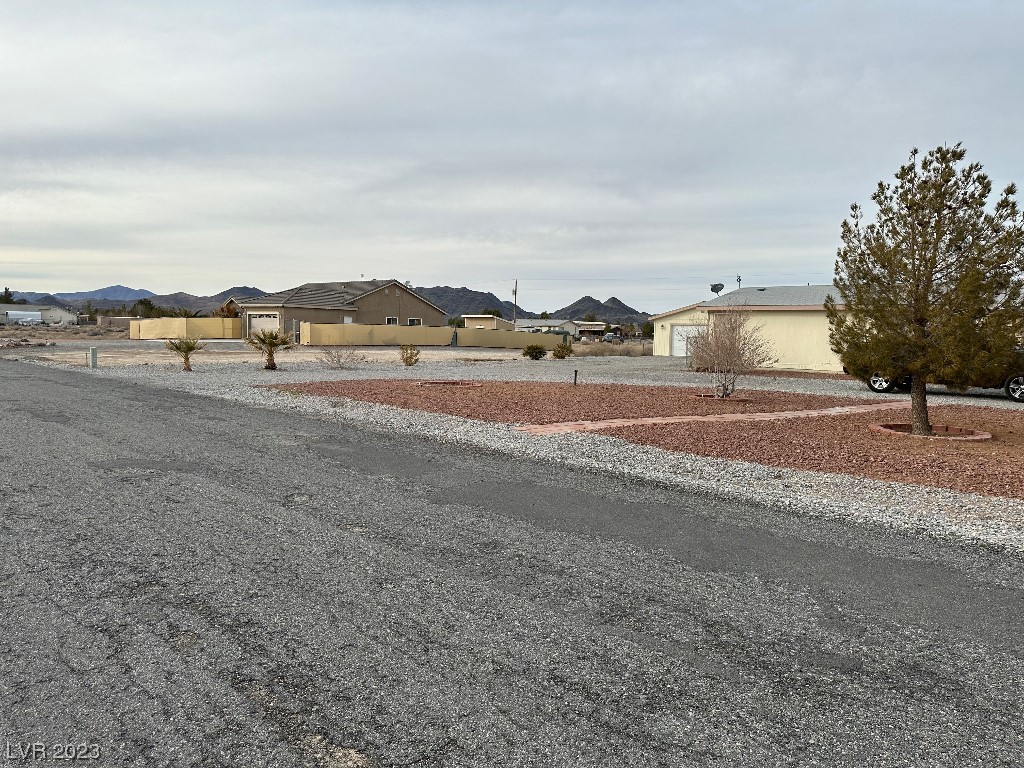 3330 West Dyer Road Pahrump, NV 89048 - Photo 3 of 20 Gallery Image 3
