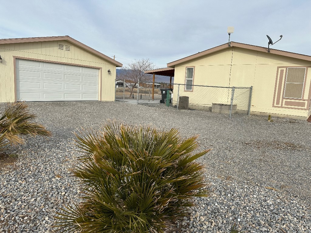 3330 West Dyer Road Pahrump, NV 89048 - Photo 4 of 20 Gallery Image 4