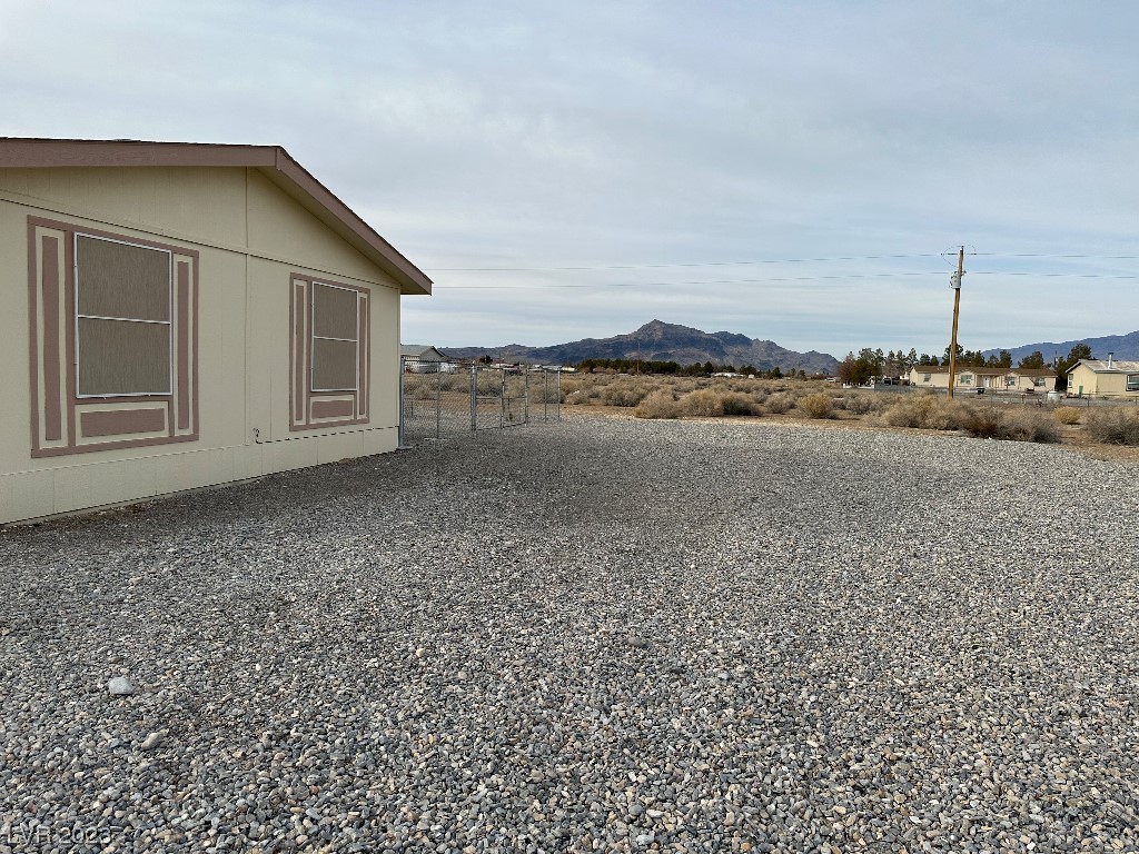 3330 West Dyer Road Pahrump, NV 89048 - Photo 5 of 20 Gallery Image 5