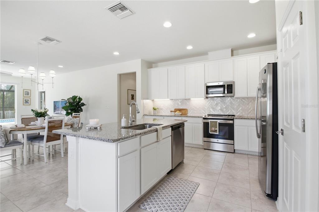 12622 Retreat Place Spring Hill, FL 34610 - Photo 21 of 64