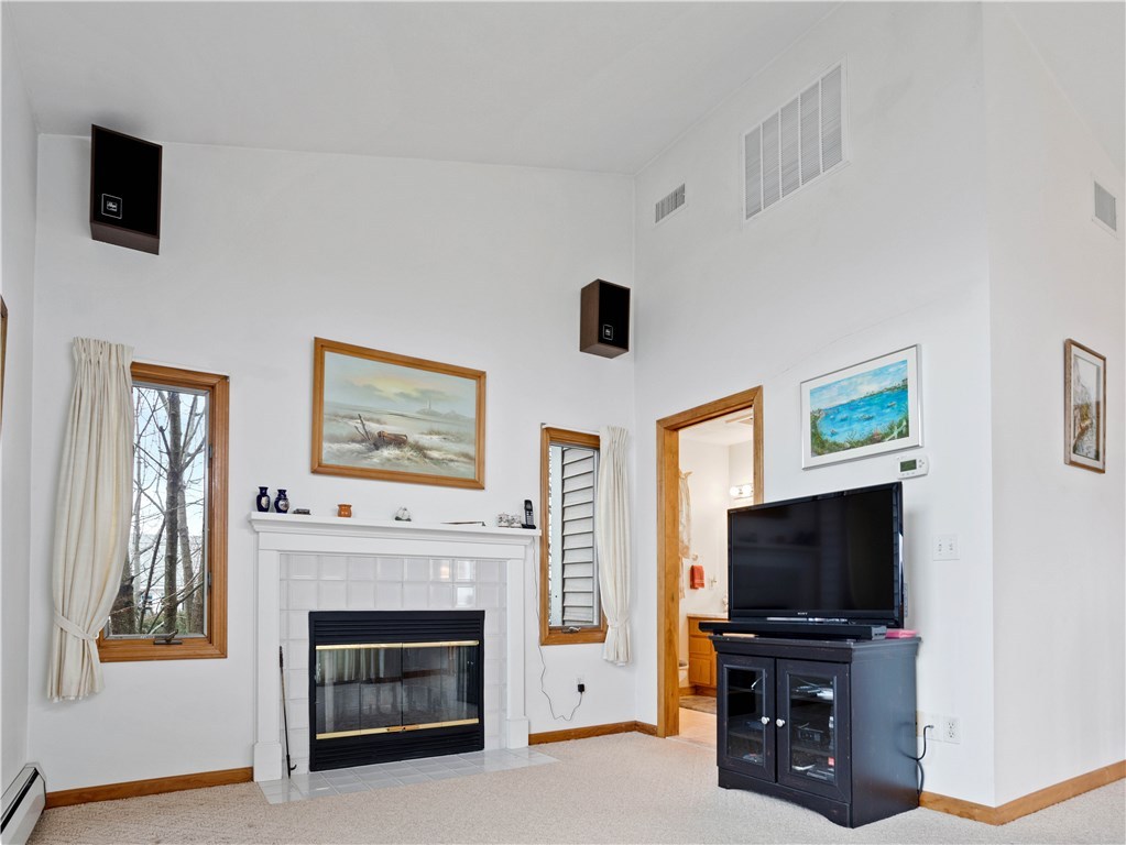207 Colonel John Gardner Road Narragansett, RI 02882 - Photo 14 of 24