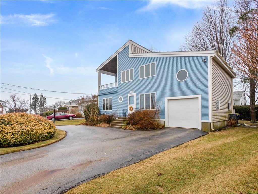 207 Colonel John Gardner Road Narragansett, RI 02882 - Photo 2 of 24