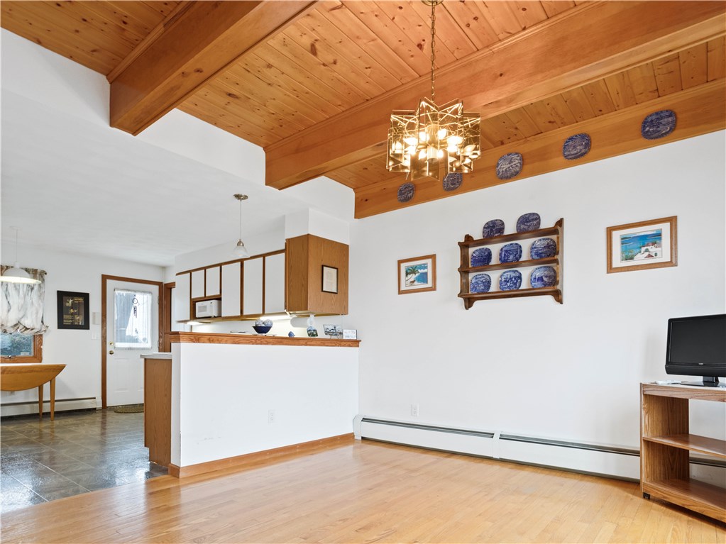 207 Colonel John Gardner Road Narragansett, RI 02882 - Photo 9 of 24