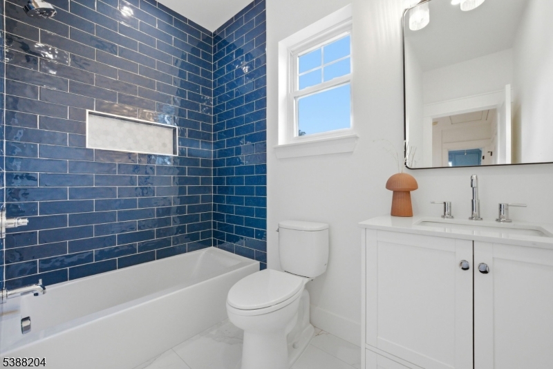 8 Lionel Street Clark, NJ 07066 - Photo 36 of 50