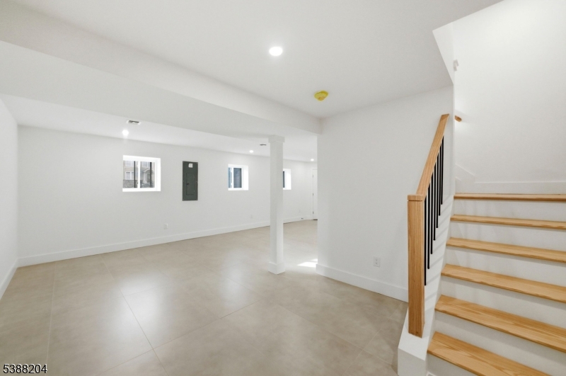 8 Lionel Street Clark, NJ 07066 - Photo 40 of 50