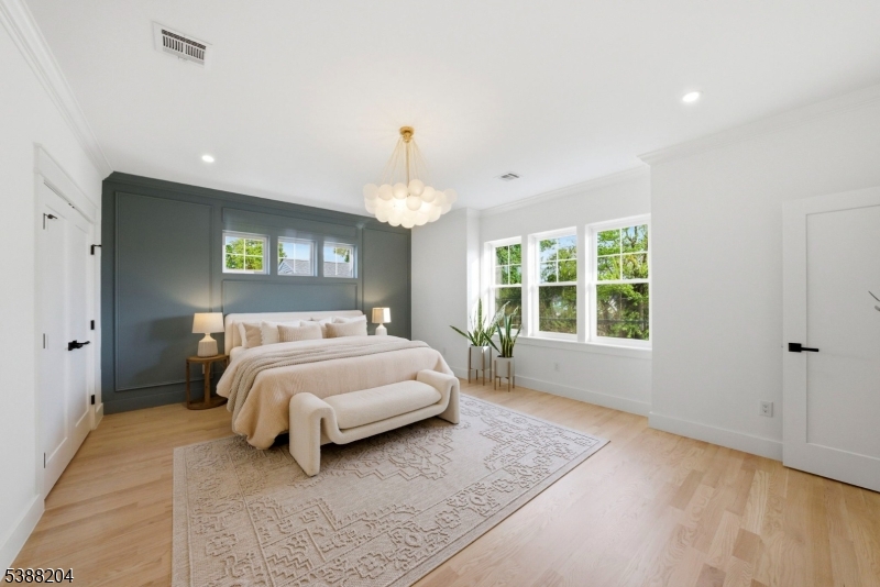 8 Lionel Street Clark, NJ 07066 - Photo 5 of 50