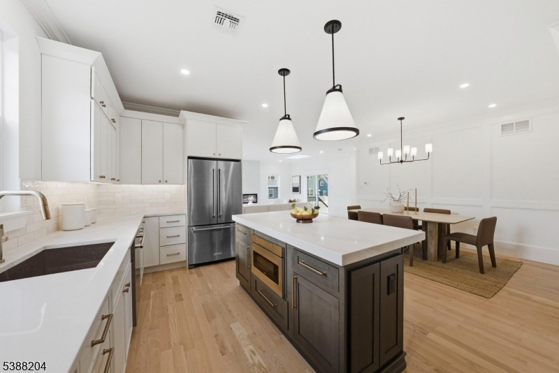 8 Lionel Street Clark, NJ 07066 - Photo 7 of 50